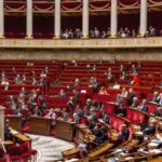 Национальное собрание Франции проголосовало за страхование