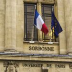 Правительство Франции запустило образовательный веб-ресурс
