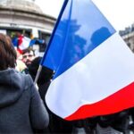 Половина Франции предпочитает высокий уровень протеста